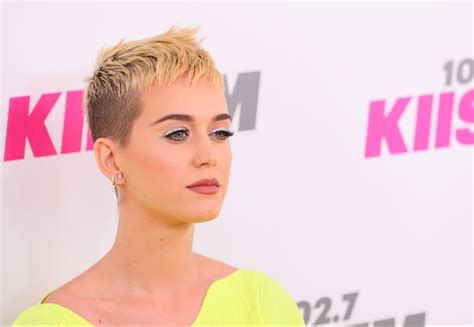 Katy Perry Explains Why She Cut Her Hair Popsugar Beauty