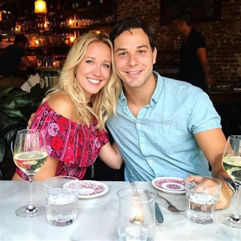 inside pitch perfect s most private couple anna camp and skylar astin e news
