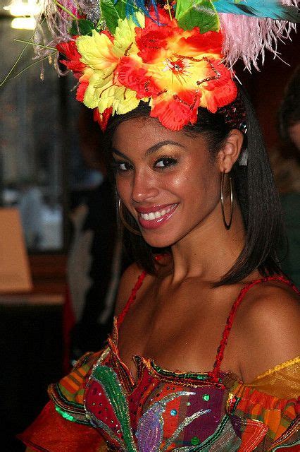 attire brazilian women carnival dancers carnival outfits