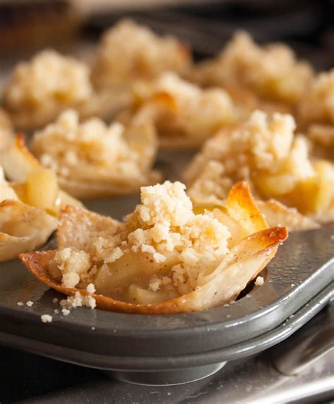We scoured the pinterest boards and food blogs to find the 20 best recipes using wonton wrappers. Skinny Apple Pie Won Tons | Recipe | Wonton wrapper dessert, Wonton recipes, Food