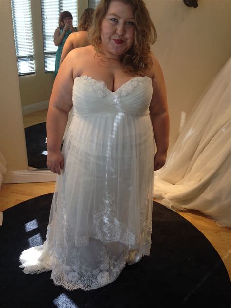 fat women in wedding dresses wedding dresses for bigger brides all women dresses the