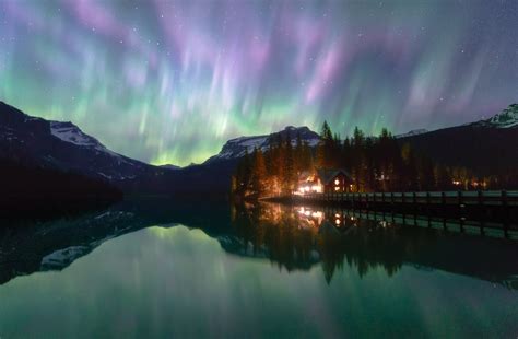 Best Time And Place To See The Northern Lights In Canada