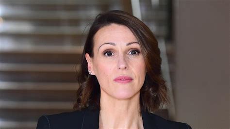 The official facebook page for doctor foster. Doctor Foster star Suranne Jones swaps GP surgery for ...