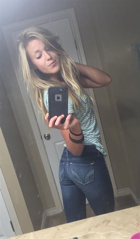 19 Reasons Mirror Selfies Are Still Important Fooyoh Entertainment