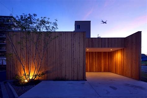 Modern Minimalist House With Garden In Nishimikuni Japan