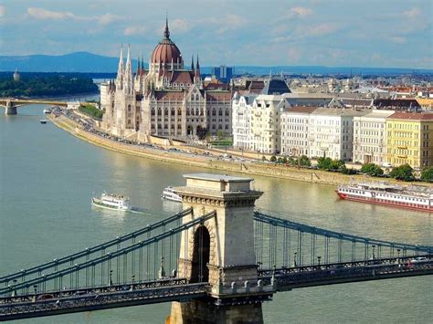 Culture, thermal baths, gastronomy and programs. Viagem a Budapeste: apaixone-se pela capital da Hungria ...