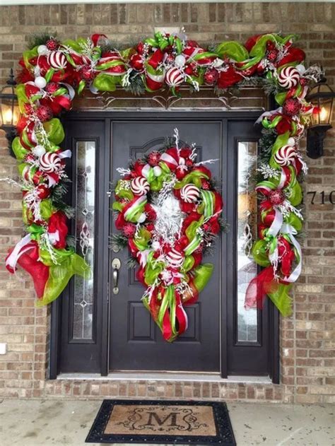 34 Beautiful Christmas Porch Decorating Ideas Magzhouse