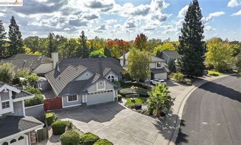 4724 Rolling Oaks Dr, Granite Bay, CA 95746 - MLS 41044058 - Coldwell