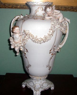 Antique Capodimonte Porcelain Urn Cherubs Angels Needs Repair