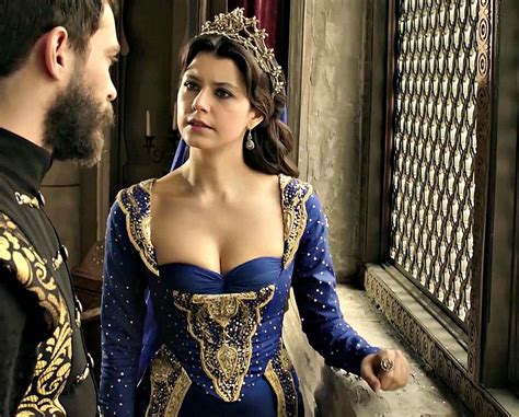 Beren Saat As Kosem Sultan Medieval Dress Queen Costume Historical Dresses