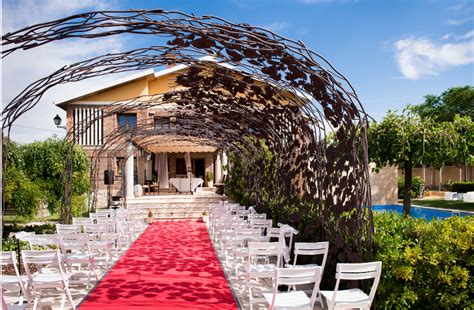 Disponemos de unas amplias instalaciones. finca #el lebrel. dan ganas de dar el si quiero. #bodas # ...