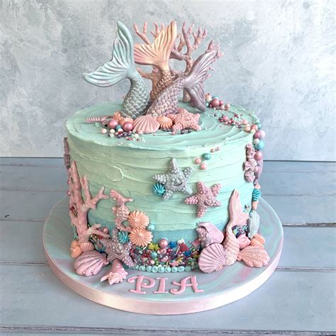 Entdecke rezepte, einrichtungsideen, stilinterpretationen und andere ideen zum ausprobieren. Mermaid buttercream cake | Mermaid birthday cakes, Fondant ...