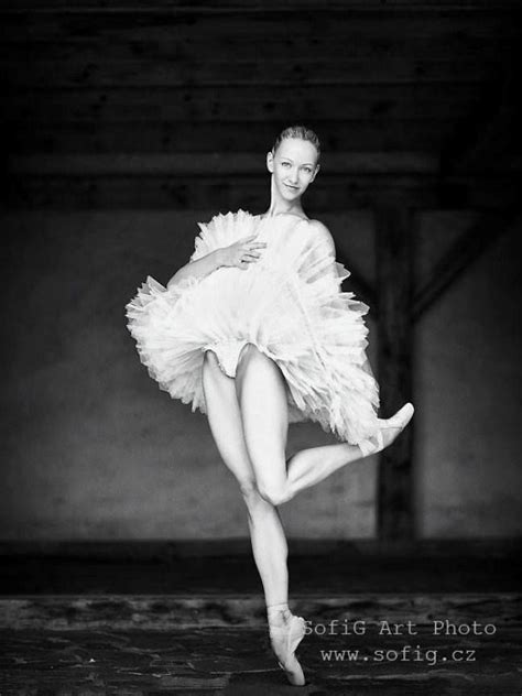 Zuzana Majvelderová The National Moravian Silesian Ballet © Tamara