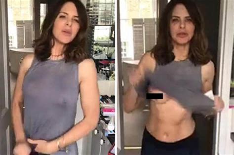 Trinny Woodall Suffers Ultimate Fashion Fail As Boob Falls Out Daily Star