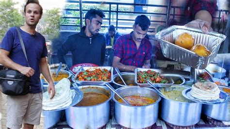 Kolkatas Street Food Heaven 20 Curry Item Rumali Roti Only 3