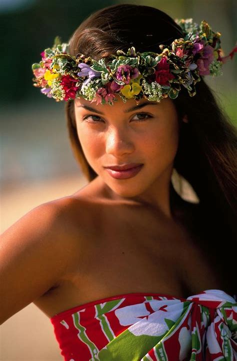 Tahiti French Polynesia Exotic Beauties Hula Girl World