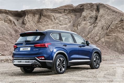Official santa fe, new mexico tourism information, home, hotels, travel, museums, arts and culture, events, history, recreation, lodging, restaurants and more. A Diesel Santa Fe? Hyundai Debuts 2019 Santa Fe, Drops ...