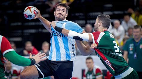 The argentina men's national handball team represents the argentina in the international handball competitions. Argentina 25-25 Hungría: resumen, goles y resultado ...