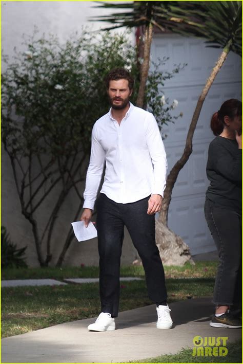 Jamie Dornan Films New Movie With Shailene Woodley See The Set Photos Photo 4174738 Jamie