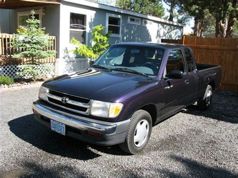 Purchase Used 1998 Toyota Tacoma Sr5 Xtracab Low Miles In Redmond