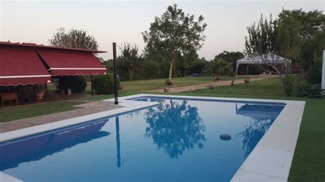 Hay apartamentos totalmente equipados, los hay con wifi, aire acondicionado y algunos hasta con piscina. Pin en Apartamento Vacaciones Chiclana Cadiz