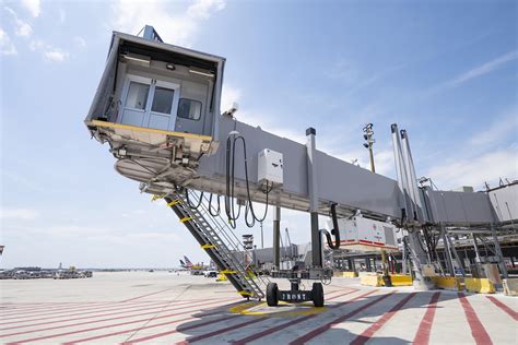 Temporary Passenger Boarding Bridges At Ohare Airport International