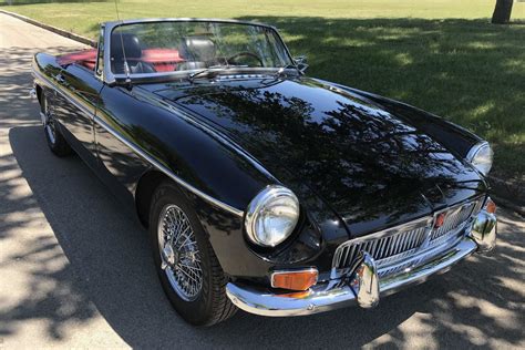 1965 Mg Mgb Roadster For Sale On Bat Auctions Sold For 13510 On