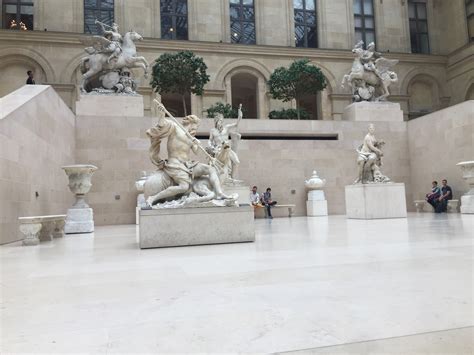 Touring The Louvre Museum ~ Sculptures