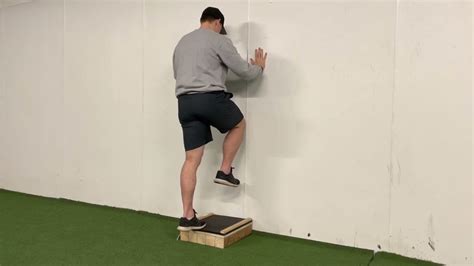 Single Leg Calf Raise Isometric Youtube