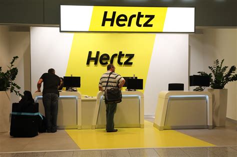 Locations de voiture Hertz, Dollar et Thrifty : réductions au Canada