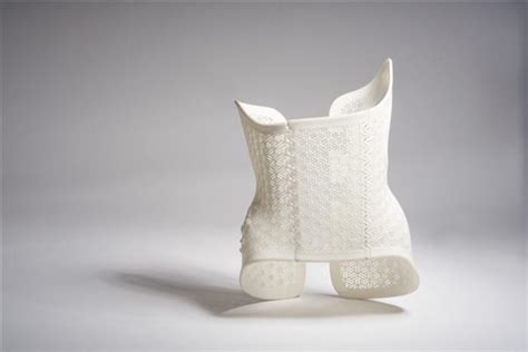 Unyqs 3d Printed Align Scoliosis Brace Will Be Displayed At The Cooper