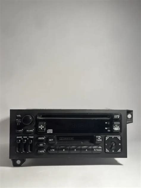 Genuine Oem Dodge Jeep Chrysler Am Fm Radio Cd And Cassette Player
