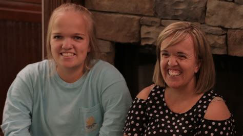 Amber Johnston Of 7 Little Johnstons Shares What Makes Her Tlc Show Different Exclusive