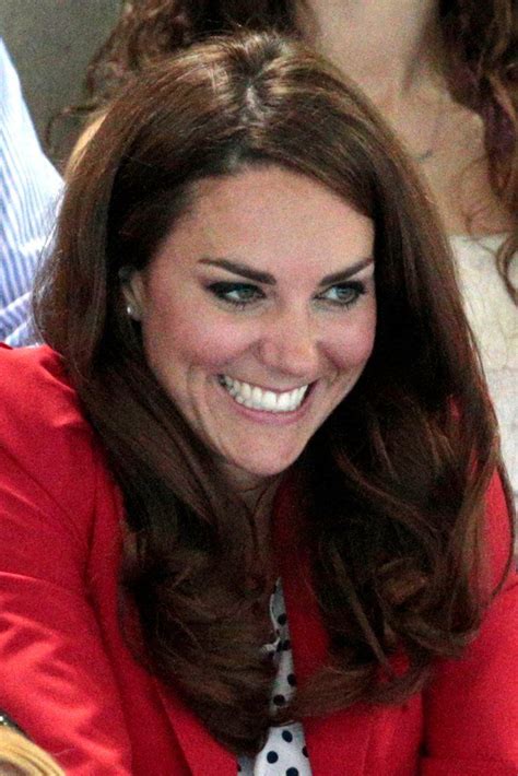 Kate Middletons Funny Faces Popsugar Celebrity Looks Kate Middleton