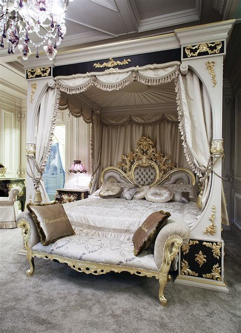 Royal Luxury Canopy Bed Beautiful Royal Golden Cleopatra Canopy Bed