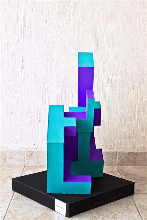 Tridimensional Escultura Cubo áureo