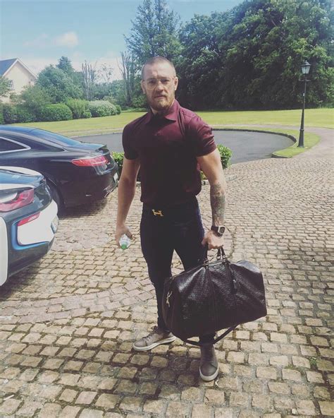 pin by anthony oliver on street style in 2019 conor mcgregor style connor mcgregor style
