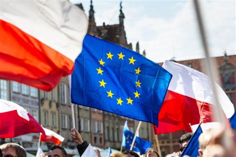 19 Lat Temu Polska Wstąpiła Do Unii Europejskiej Dziś świętujemy