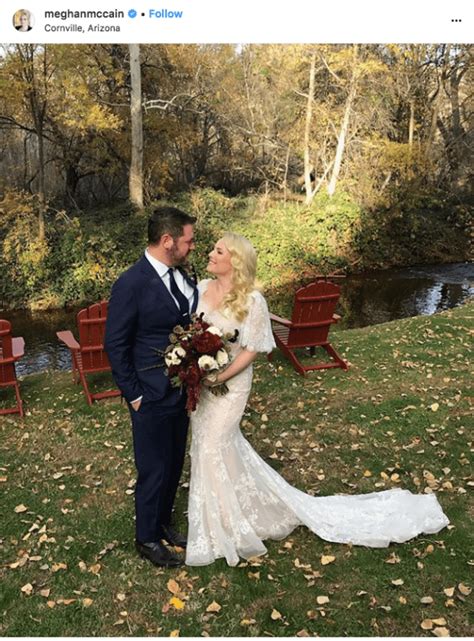 But, as it turns out though mccain wasn't really caught up in the details of her wedding (i just wanted everybody to. Meghan McCain and Ben Domenech's Wedding—New Jersey Bride