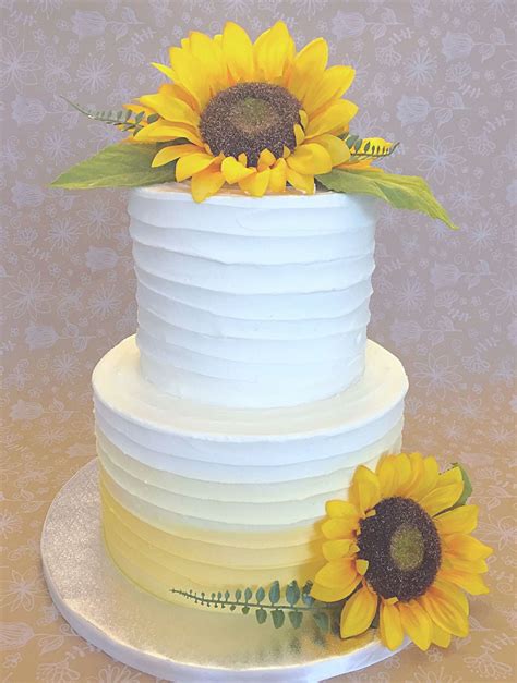 Rustic Yellow Ombré Sunflower Wedding Cake | Sunflower wedding cake, Sunflower cakes, Sunflower ...