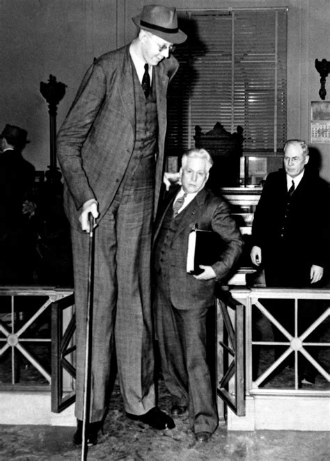 Robert Wadlow o homem mais alto que já pisou o planeta MDig