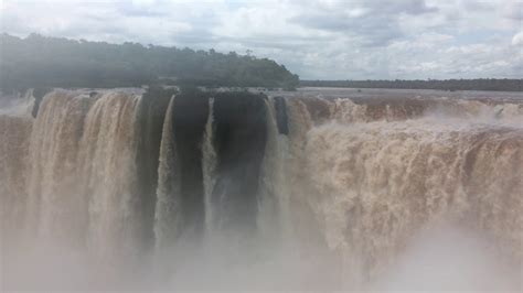 Iguazu Falls Argentina Brazil Border Youtube