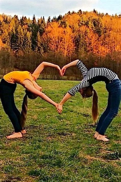 Pin By Chloe Marie On 2 Person Yoga Poses Best Friend Photography