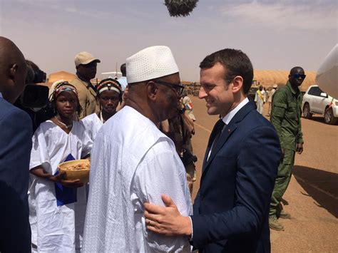 Emmanuel Macron A T Il Fait Son Service Militaire - Coup d’Etat militaire au Mali : Emmanuel Macron a-t-il lâché IBK