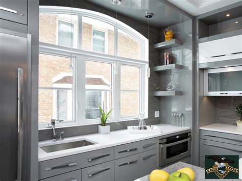 3 Design Considerations for Kitchen Windows