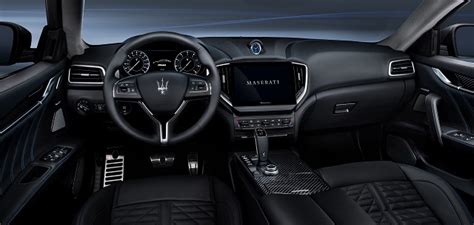 Maserati Levante Hybrid Unveiled With Impressive Styling Abcdrivered Com Your Source