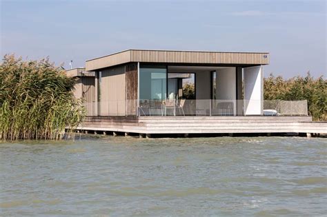 Landhaus am see ⭐ , germany, garbsen, seeweg 27, 30827 garbsen, germany: Total unabhängig - Das Haus am See - architektur-online ...