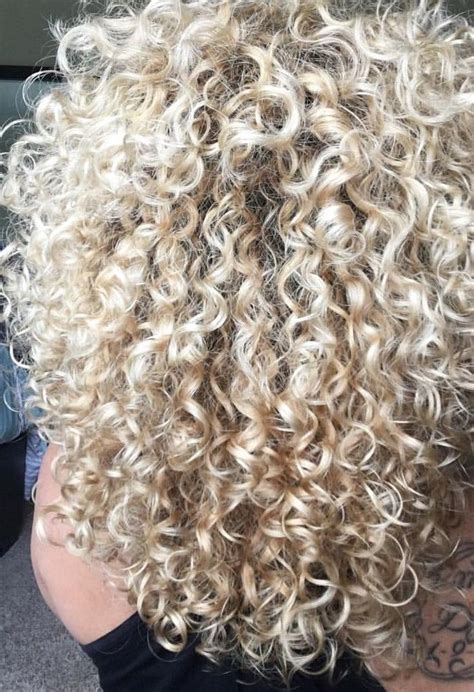 Pin By Jukka Pekka Ihamäki On Blondie Curls For Long Hair Beautiful