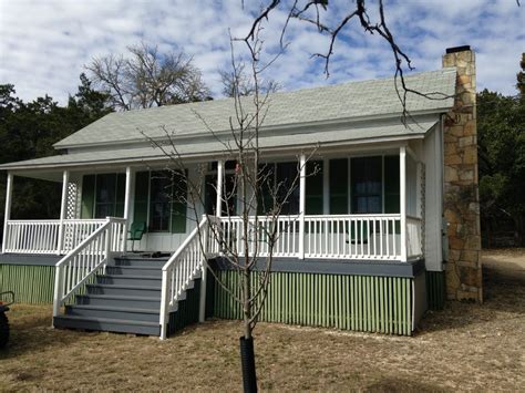 Here is a large catalog of residences in texas (usa). Heb Lodge in Kerrville | Heb Lodge 445 Upper Turtle Creek ...