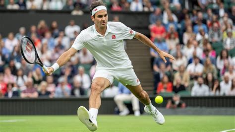Roger Federer Survives Centre Court Scare At Wimbledon Atp Tour Tennis